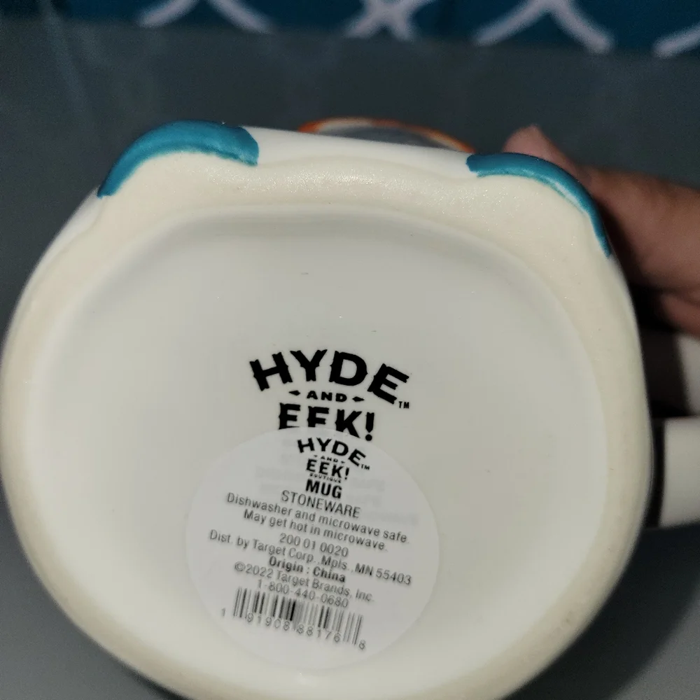 ~ hyde & eek ghost mug